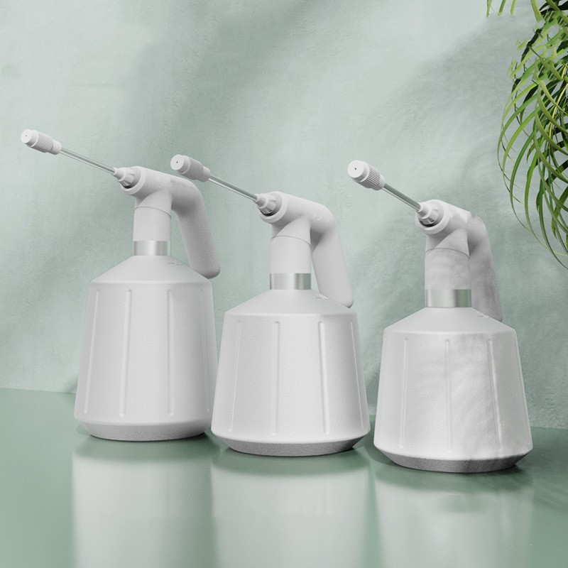 Electric Plant Watering Bottle – Automatic Spray Can with Ergonomic Handle