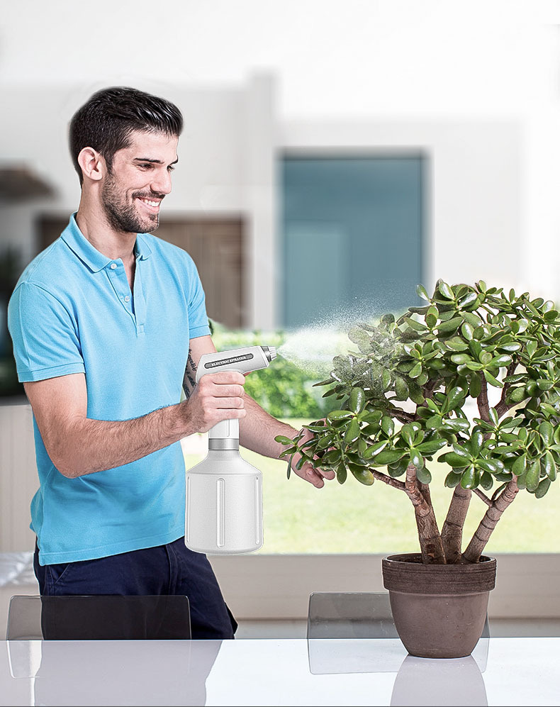 Rechargeable Electric Spray Mister - Portable Atomizer for Plant Care