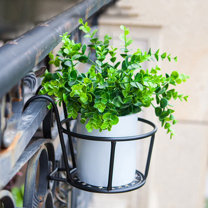 Hanging Metal Planter Basket – Garden & Terrace Pot with Hook for Outdoor Display