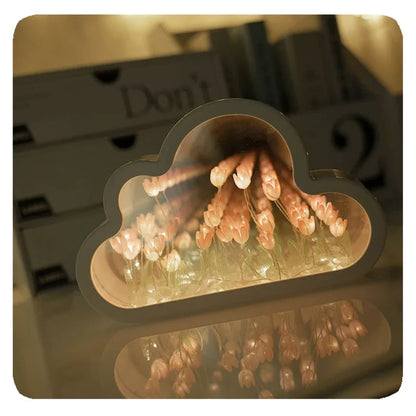 Endless Bloom Lamp