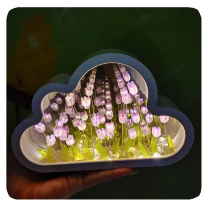 Endless Bloom Lamp