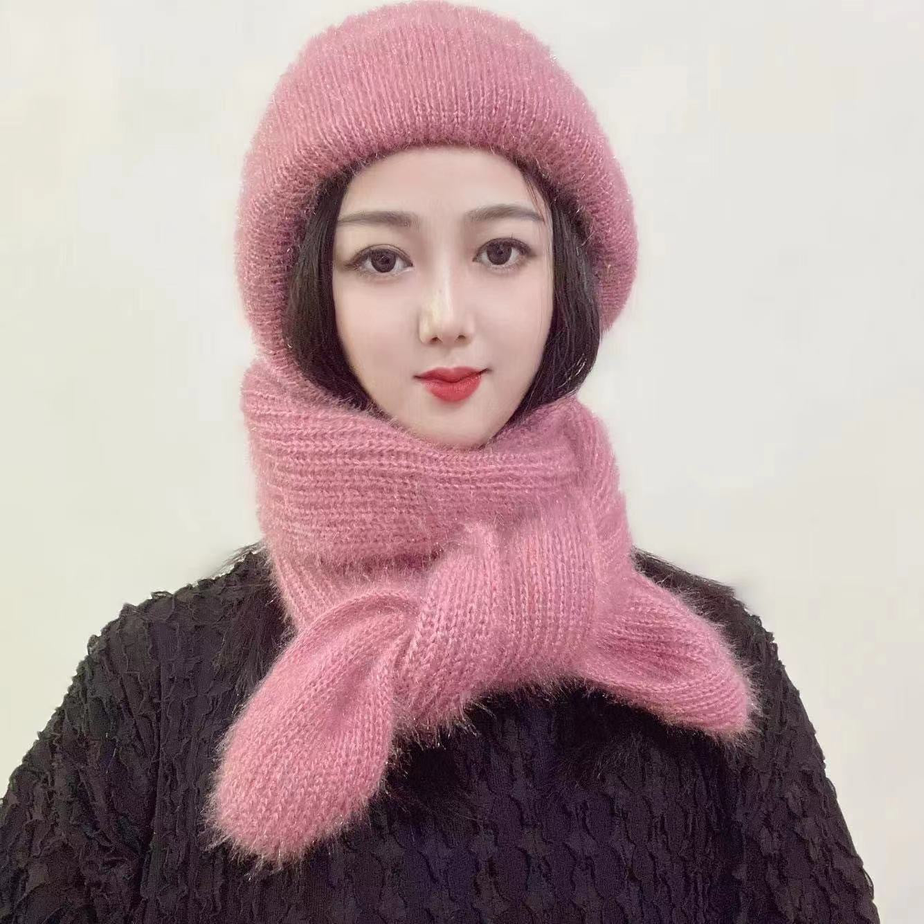 Cozy 2-in-1 Hooded Scarf