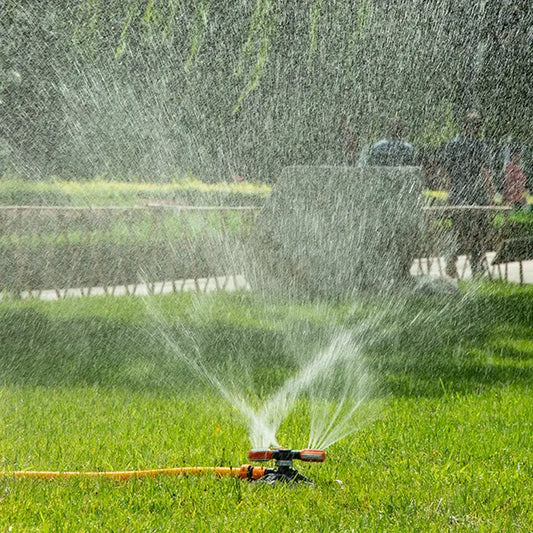 360° Rotating Garden Sprinkler – Multi-Nozzle Irrigation System for Lawns and Gardens