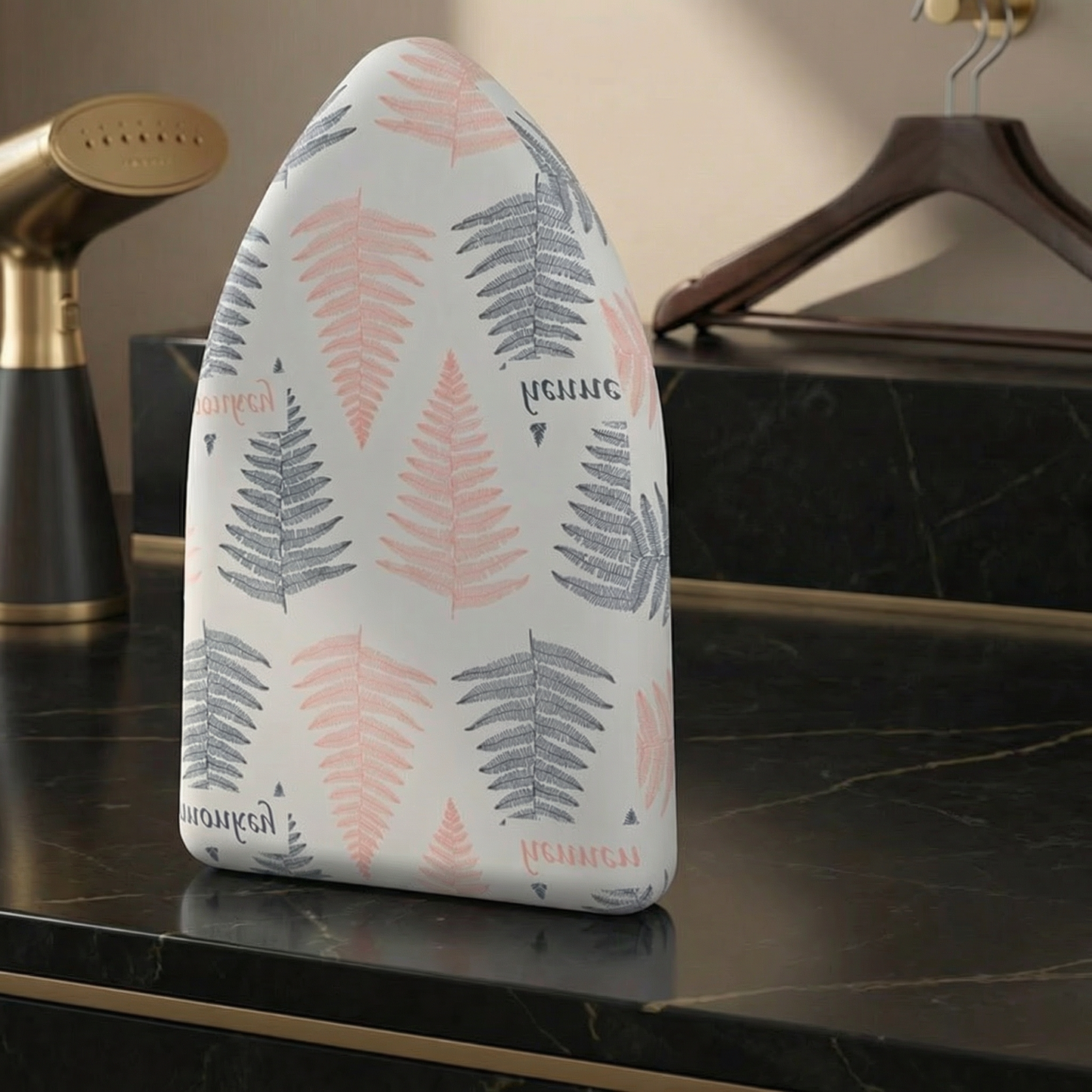 Heat-Resistant Ironing Glove – Insulated Protection from Steam & Heat