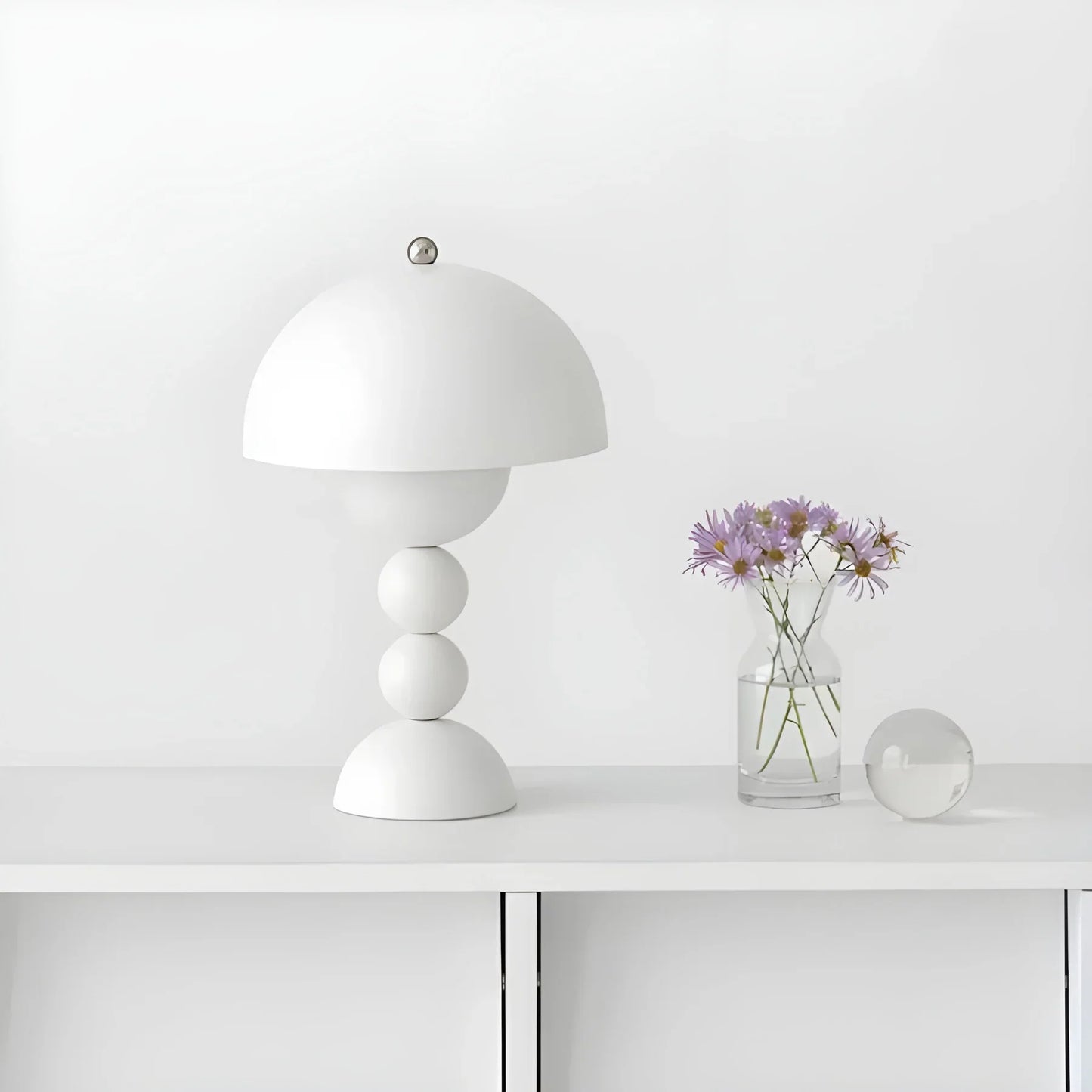 Modern Geometric Table Lamp - Stylish Scandinavian Design with Colorful Base