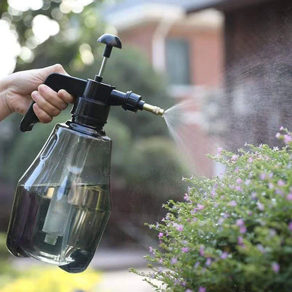 Manual Pressure Pump Spray Bottle - Efficient Sprayer for Garden and Plant Care