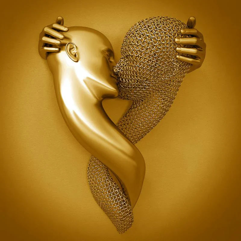 Modern Love Canvas with Elegant Metallic Figure – Abstract Art in Contemporary Design
