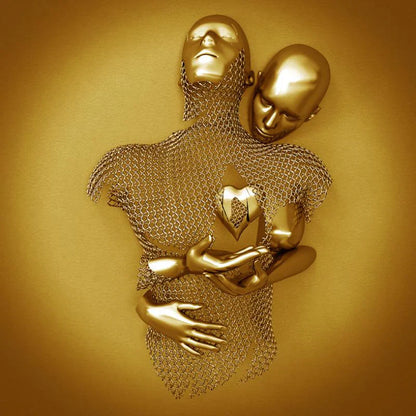 Modern Love Canvas with Elegant Metallic Figure – Abstract Art in Contemporary Design